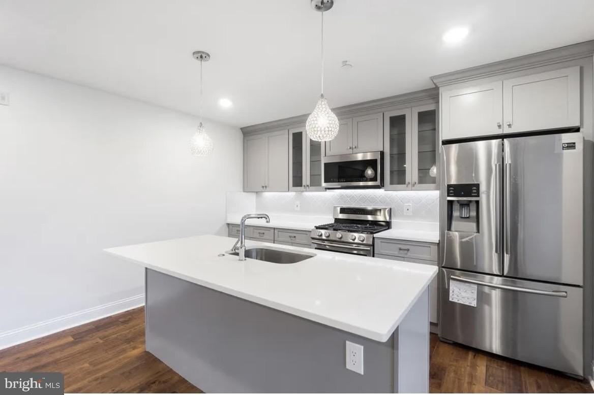 41 W Wildey St #1 - Photo 3 of 12