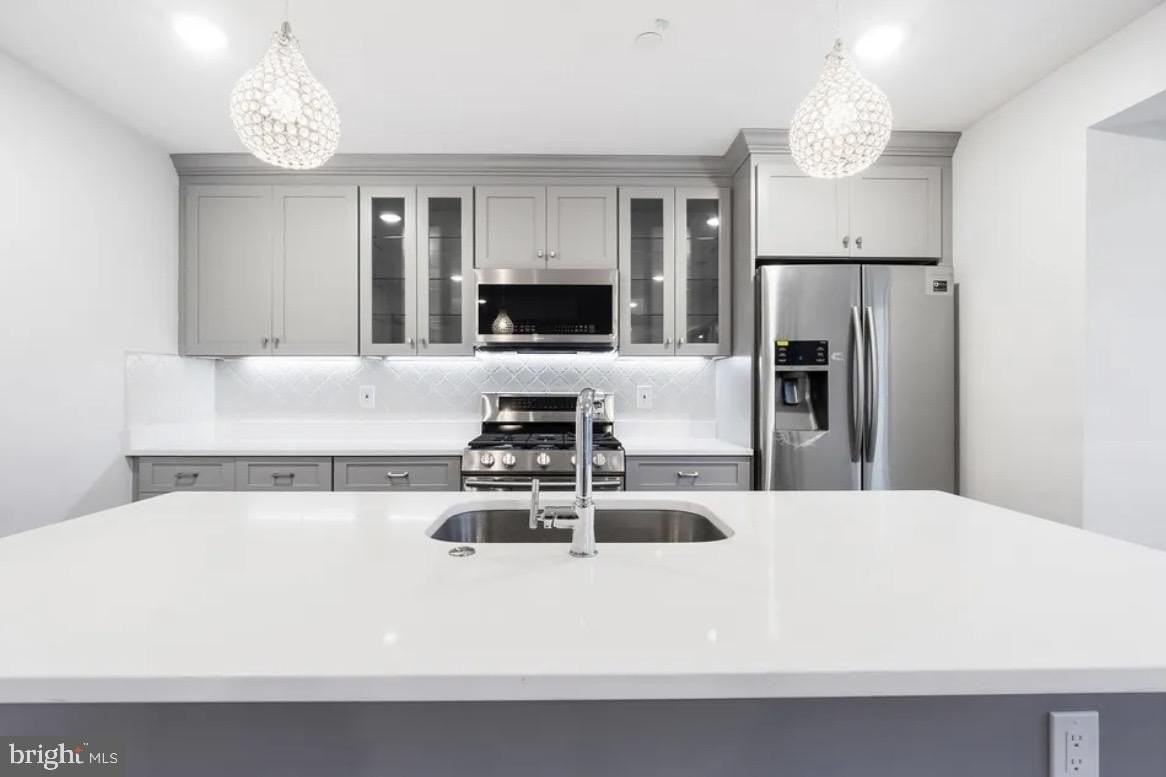 41 W Wildey St #1 - Photo 4 of 12