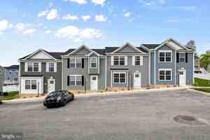 featured image of SIENNA BLVD #210