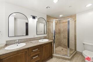17512 Gledhill St - Photo 7 of 7