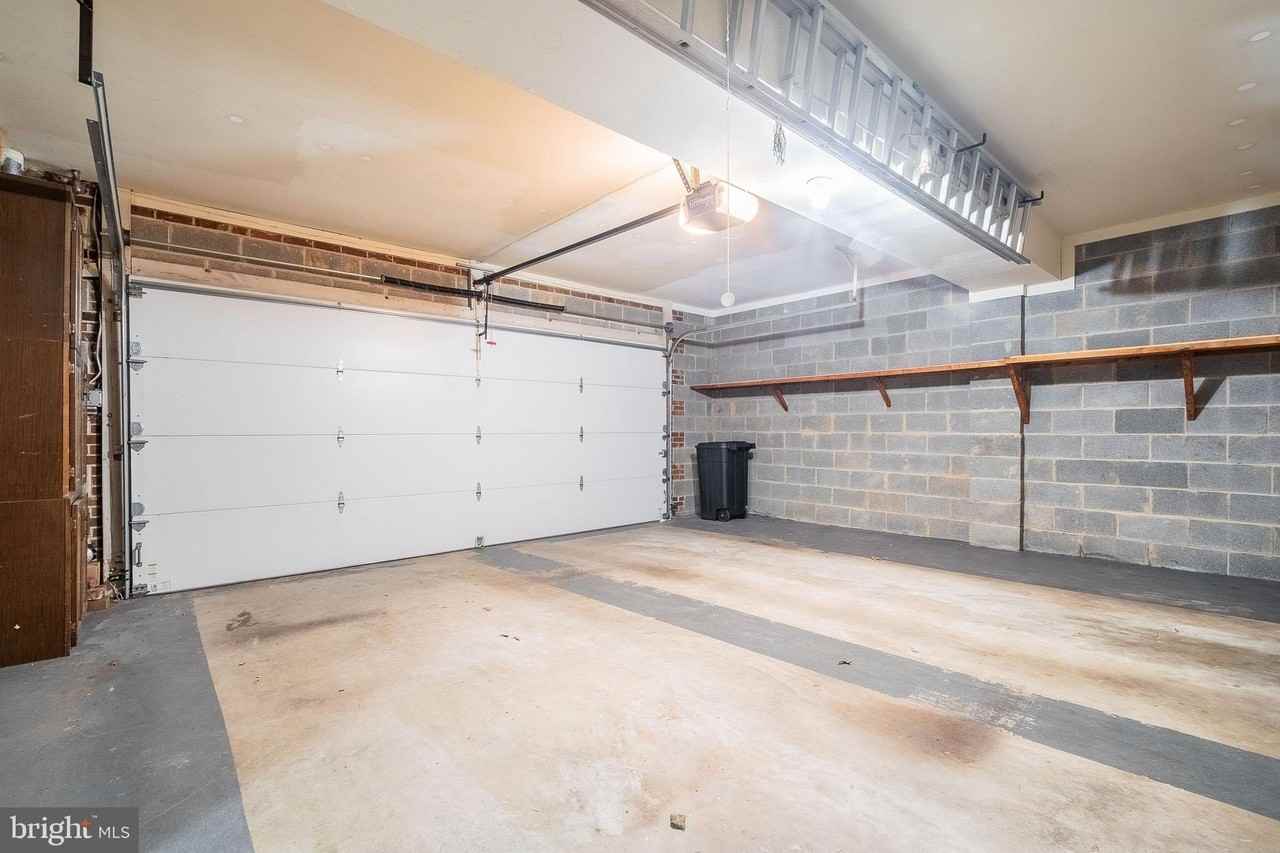 3921 Rust Hill Pl - Photo 4 of 30