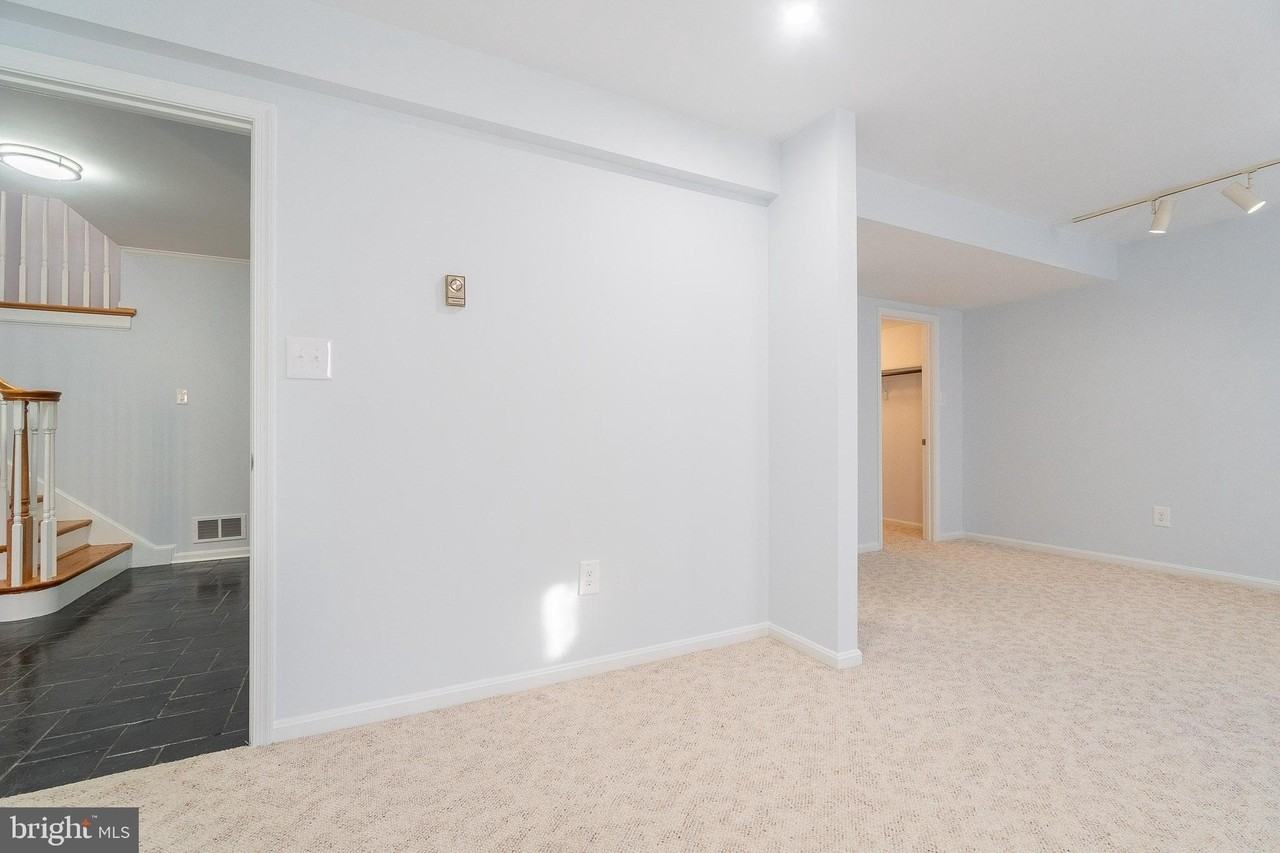 3921 Rust Hill Pl - Photo 5 of 30