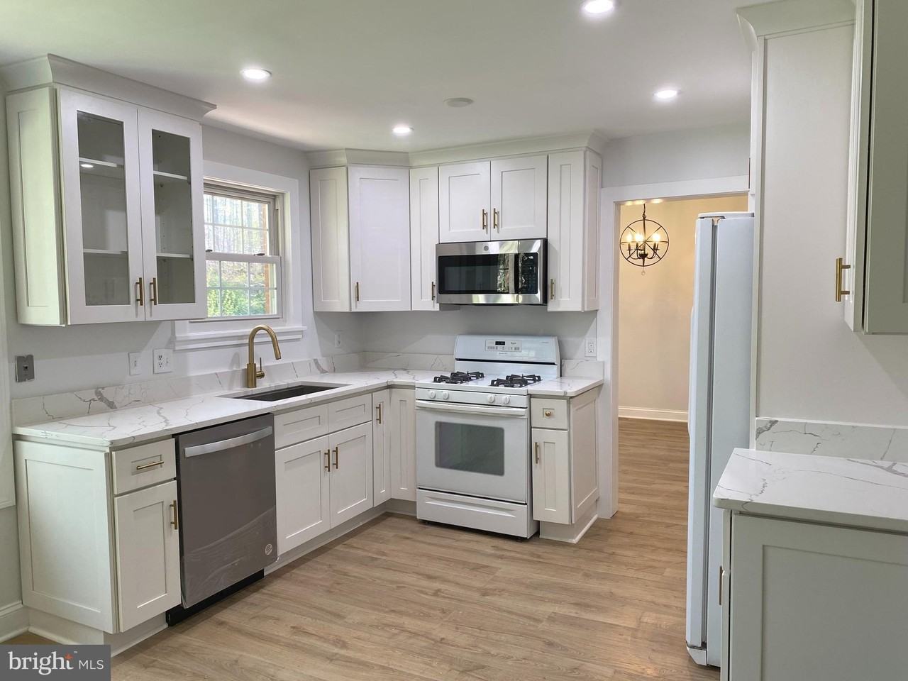 5617 Eastbourne Dr - Photo 2 of 37