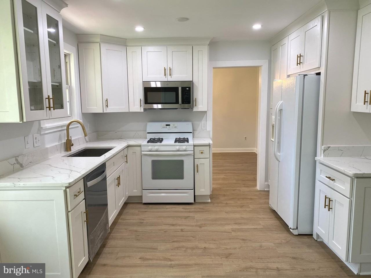 5617 Eastbourne Dr - Photo 4 of 37