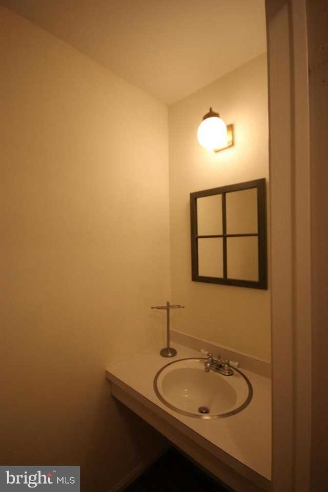 2959 Cashel Ln - Photo 3 of 21