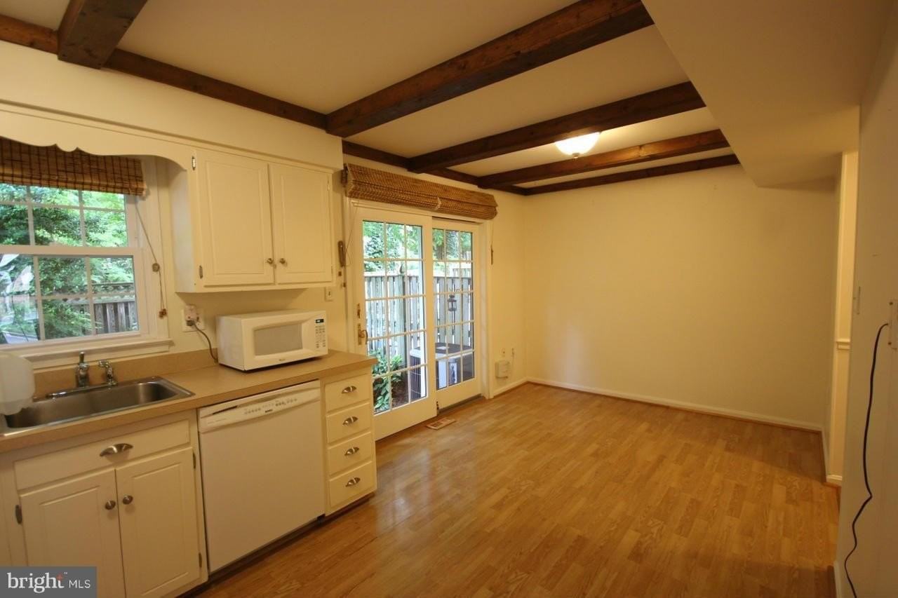 2959 Cashel Ln - Photo 6 of 21