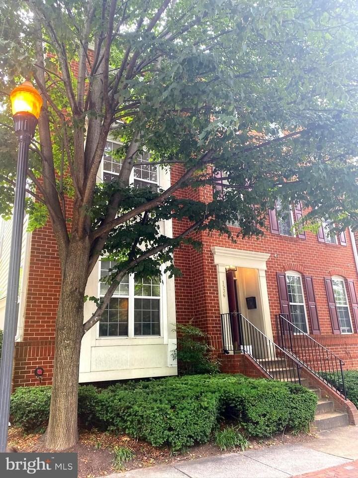 1536 Northern Neck Dr #201
