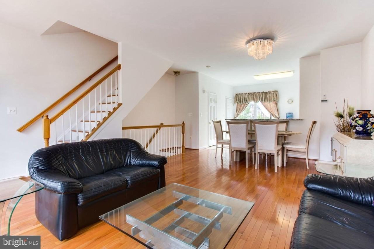 24676 Nettle Mill Sq - Photo 7 of 15