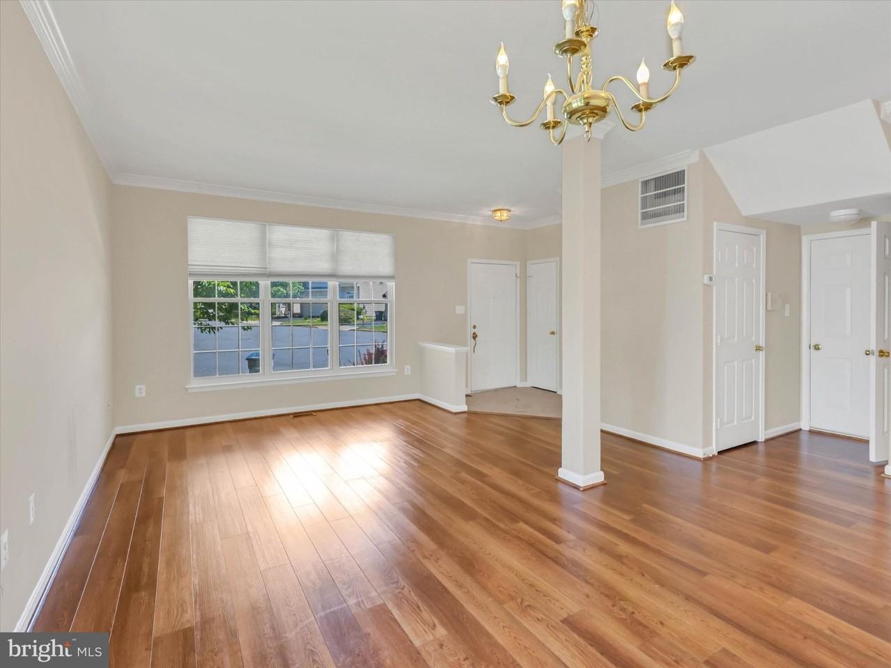 21781 Tottenham Hale Ct - Photo 6 of 30