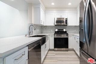 8515 Falmouth Ave #422 - Photo 3 of 8