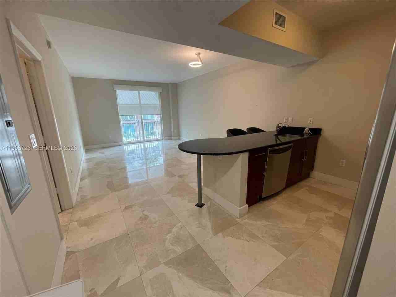 7290 Sw 90th St #307 - Photo 5 of 14