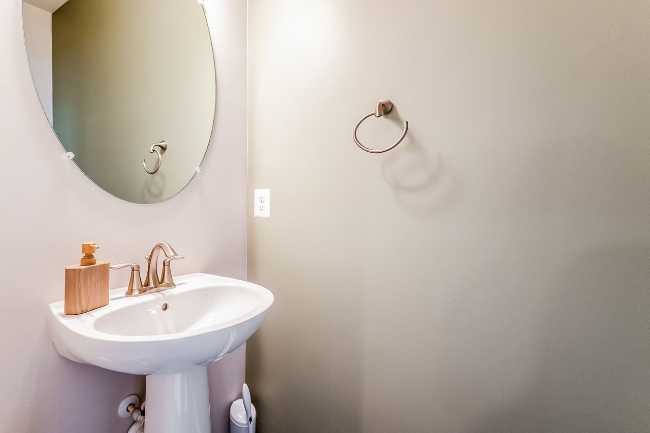 5650 Lanteen St #1 - Photo 4 of 23