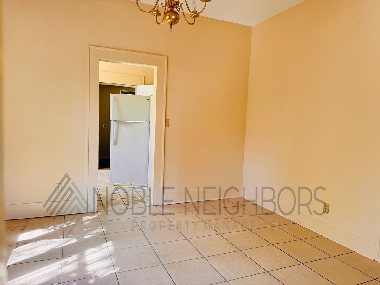 1617 E 14th St #1 - Photo 6 of 10