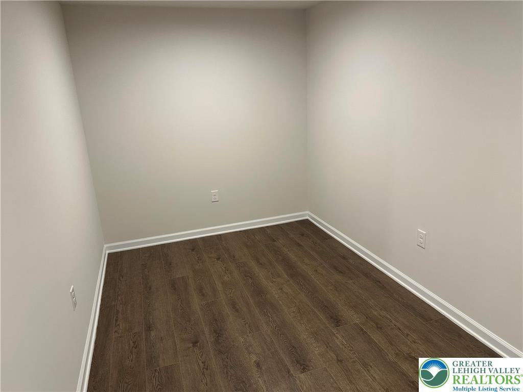 157 Van Fleet Cir - Photo 6 of 31