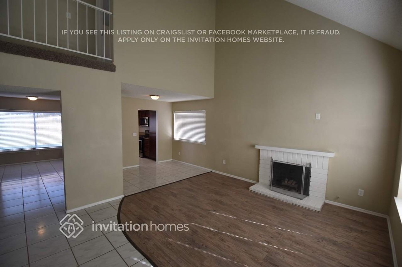 1101 Oakwood Ave - Photo 3 of 22