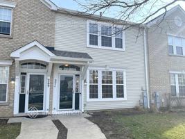 featured image of 271 Springbrook Trl S