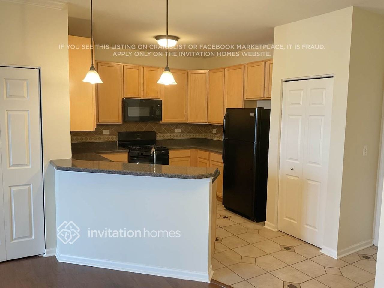 271 Springbrook Trl S - Photo 4 of 13