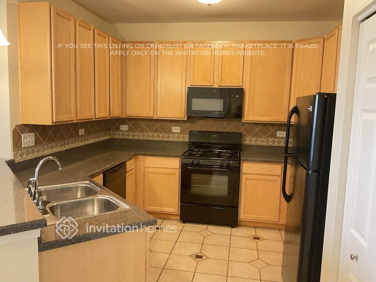 271 Springbrook Trl S - Photo 5 of 13
