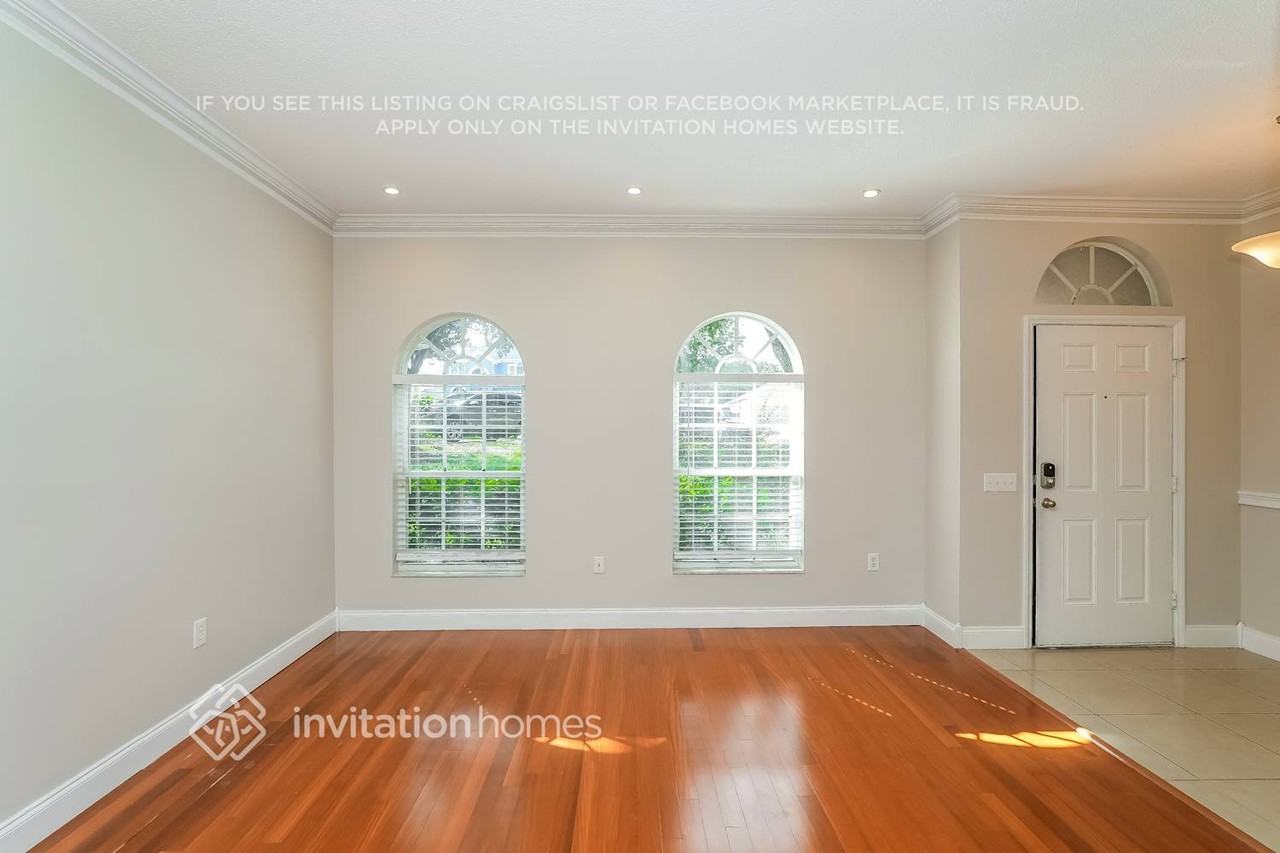 703 Rocky Mountain Ct - Photo 4 of 18