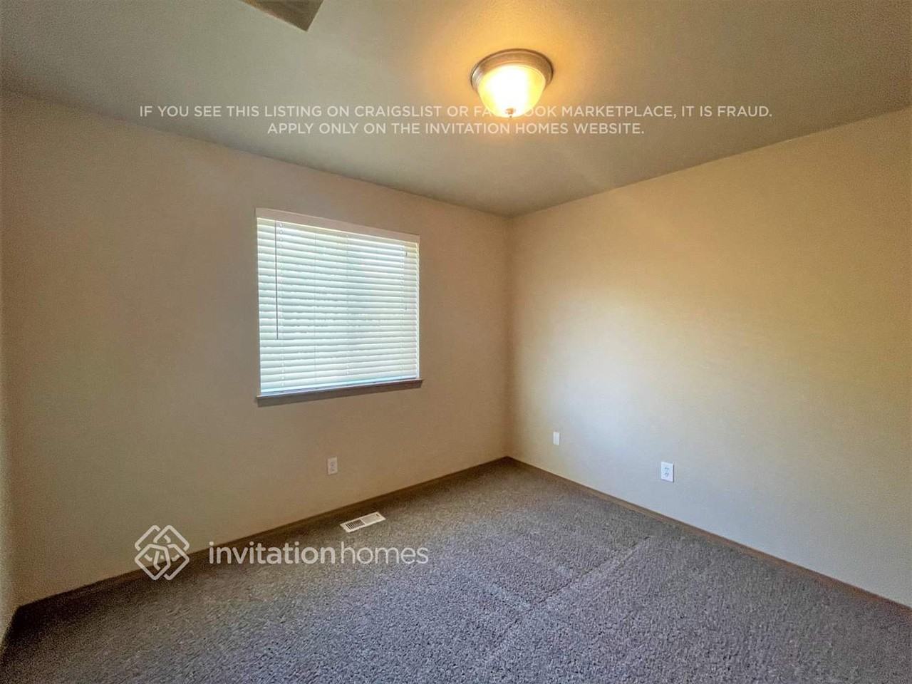 1312 Browns Point Blvd - Photo 5 of 10