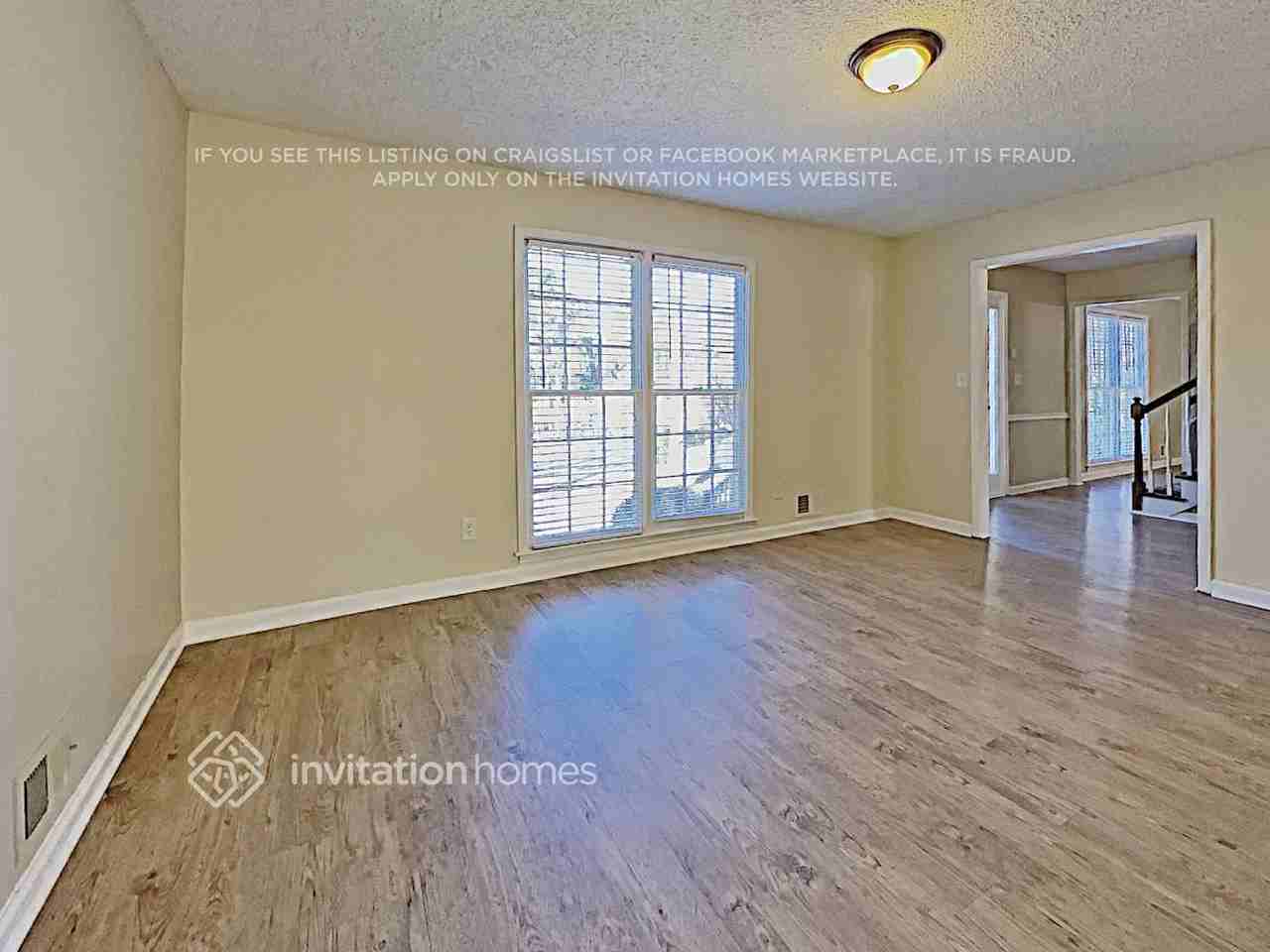 3626 Woodberry Dr - Photo 4 of 20