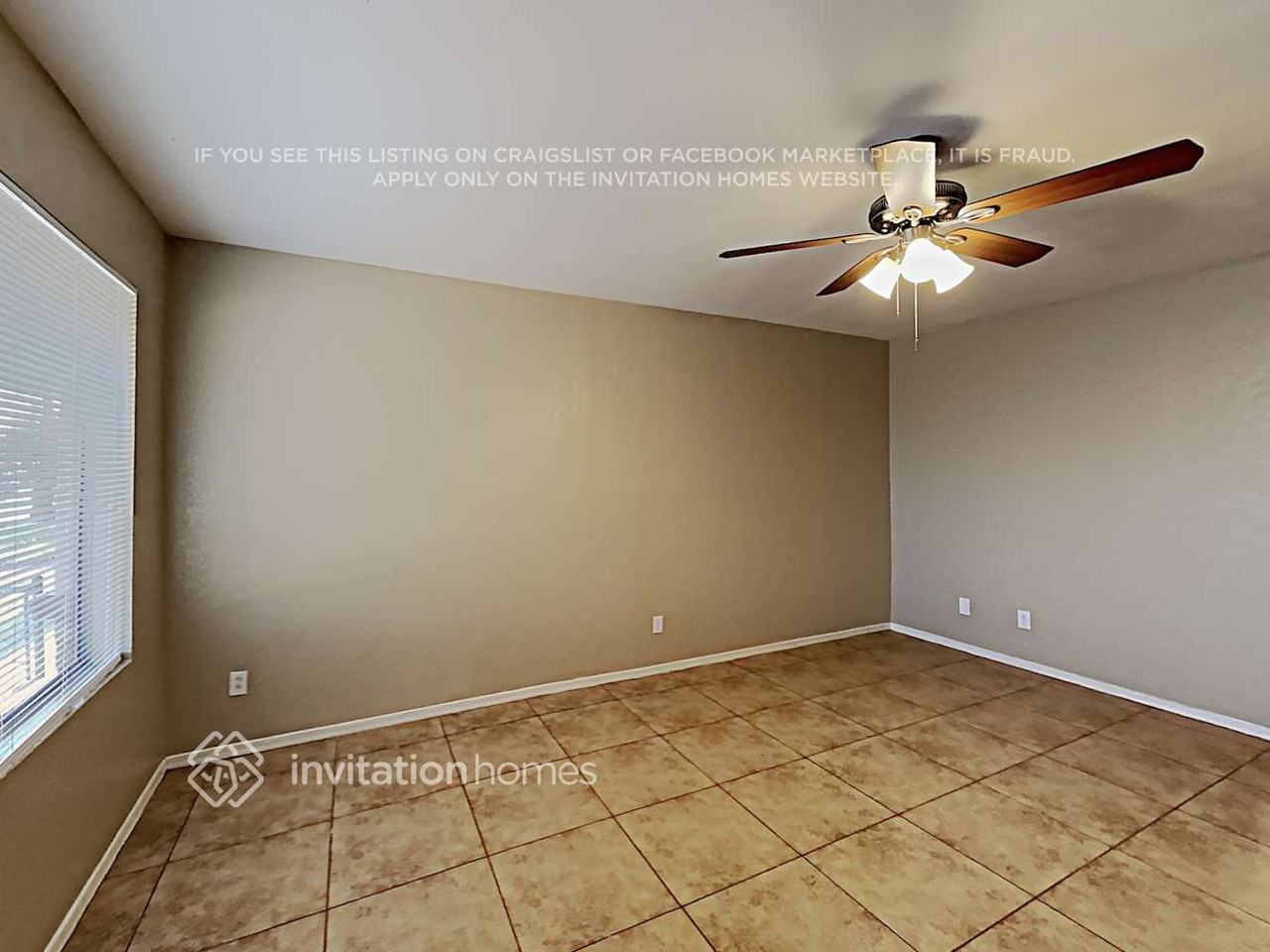700 E Quail Ave - Photo 5 of 17