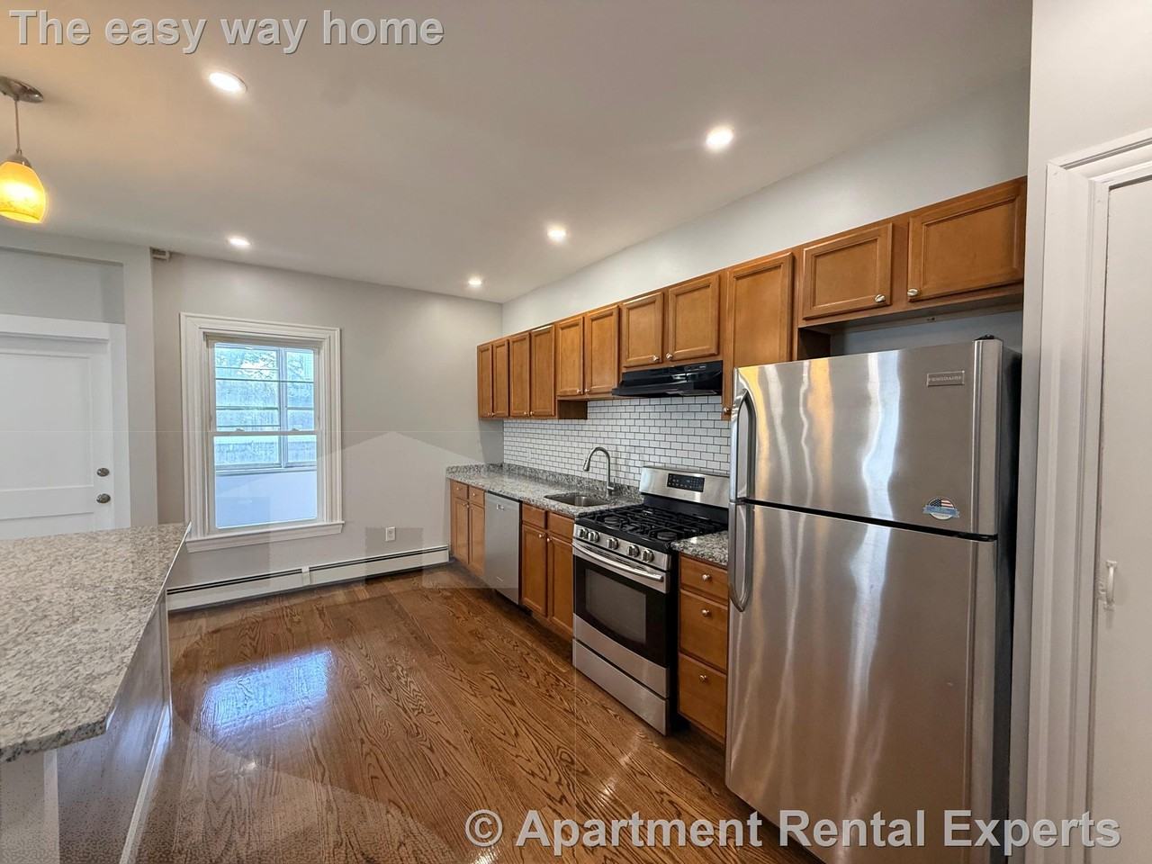 295 Windsor St #1 - Photo 3 of 13