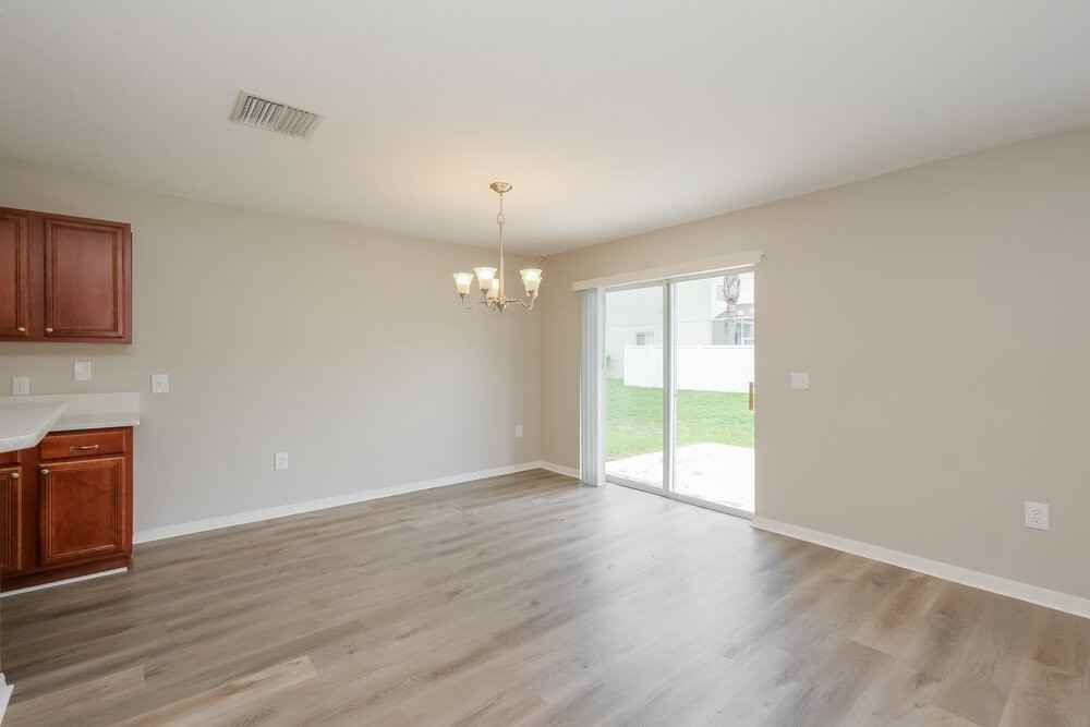 11229 Black Forest Trl - Photo 6 of 17