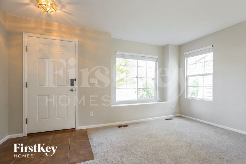 20152 E Grand Pl - Photo 3 of 15