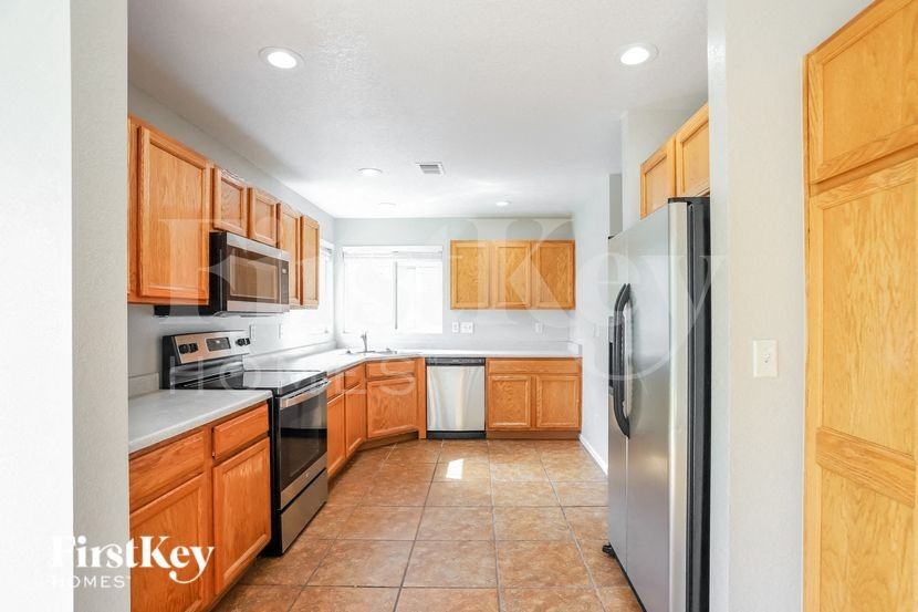20152 E Grand Pl - Photo 6 of 15
