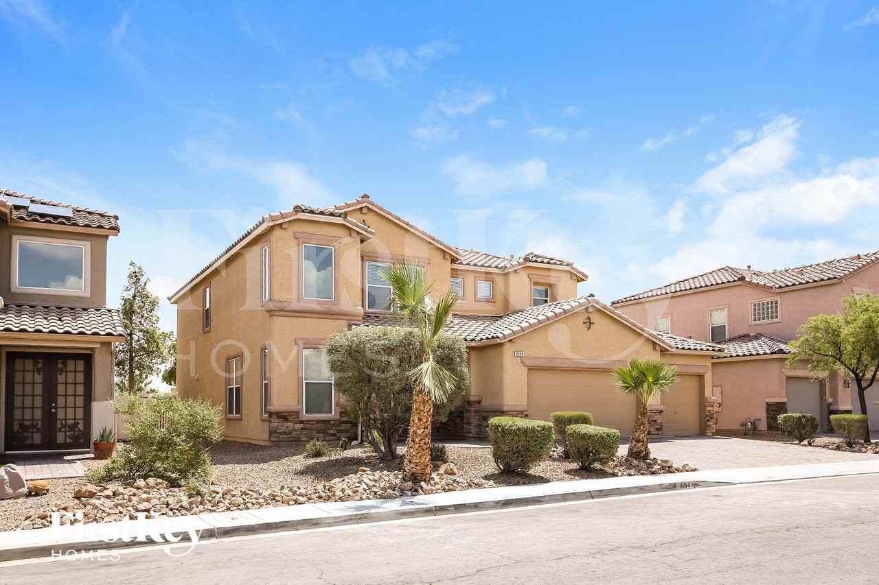 4184 Octans St - Photo 2 of 15