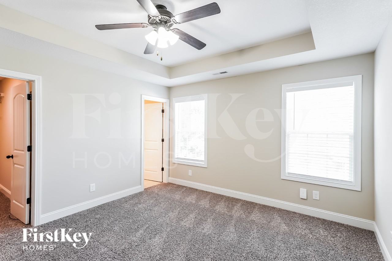 309 Liberty Bell Ln - Photo 7 of 15