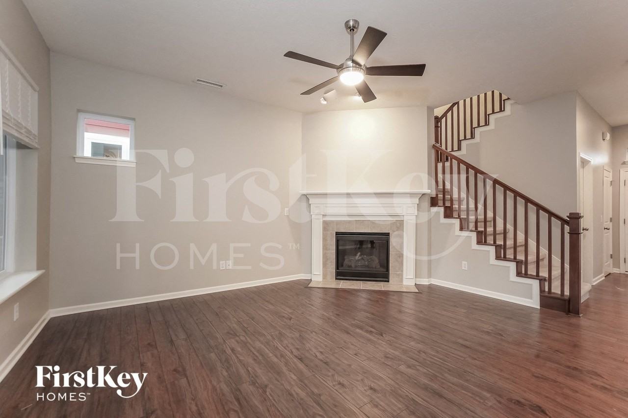 5821 Birtz Rd - Photo 2 of 15
