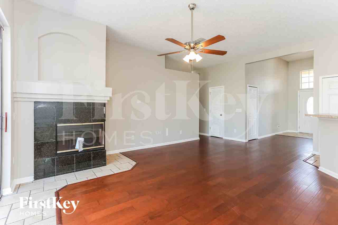 8311 Abbeyfield Dr - Photo 3 of 16