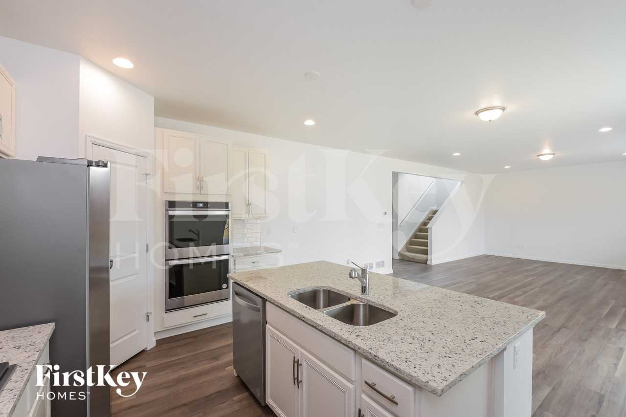 14685 Normande Dr - Photo 6 of 15