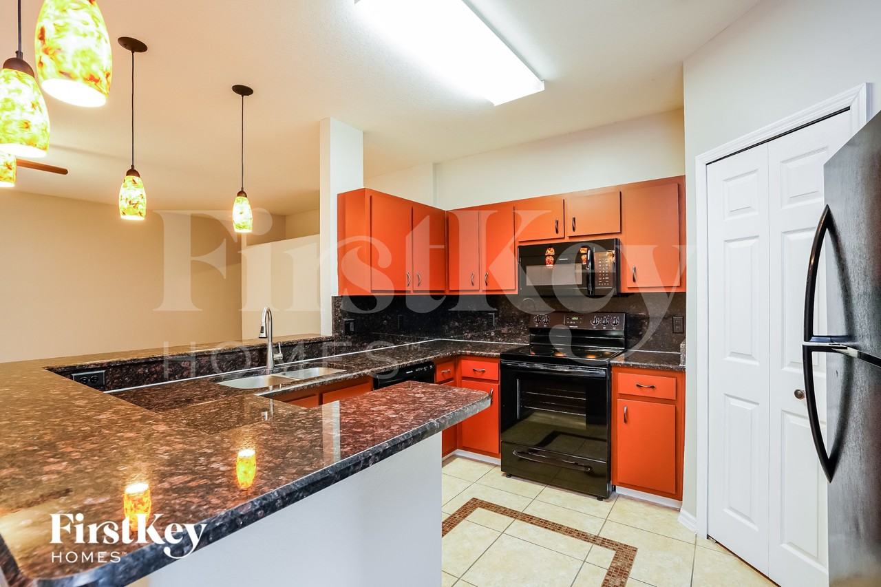 806 Anza Ave - Photo 5 of 16