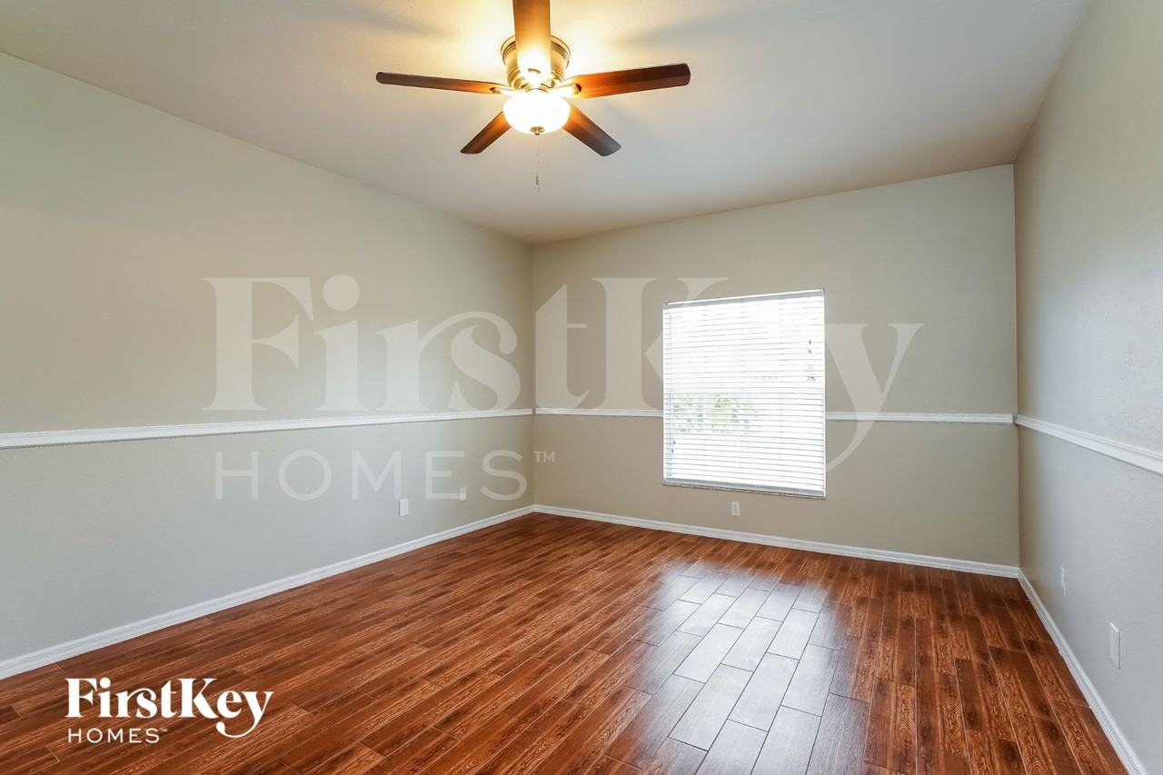 806 Anza Ave - Photo 7 of 16