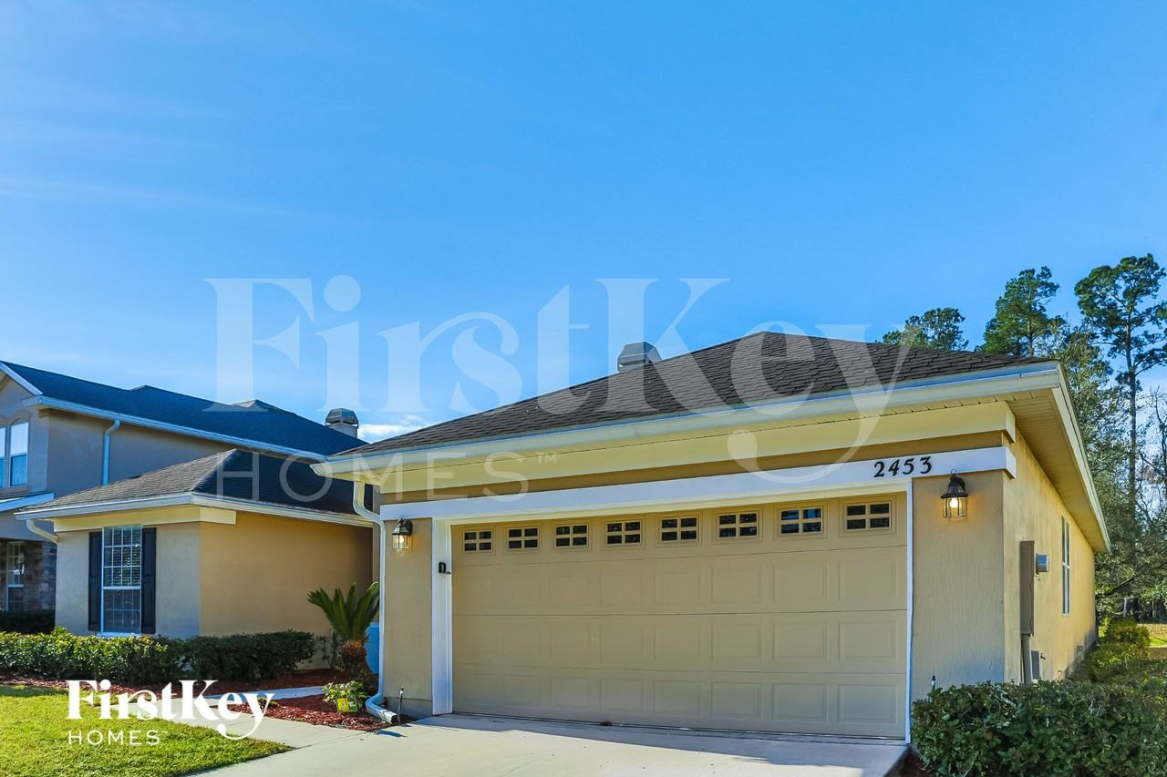2453 Tall Cedars Rd - Photo 3 of 16