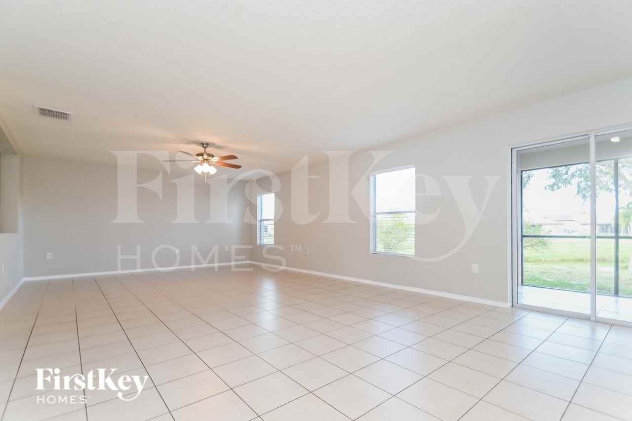 234 Star Shell Dr - Photo 3 of 19