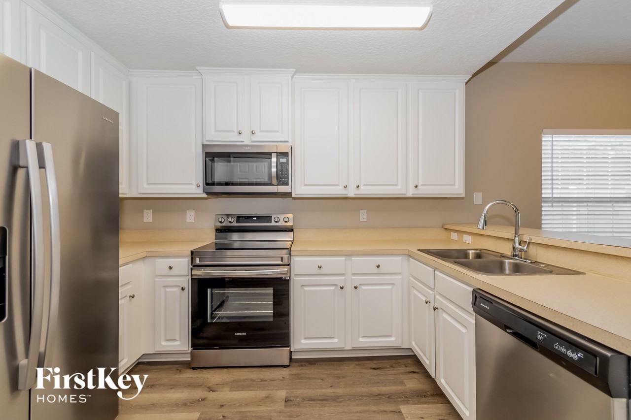 3875 Pebble Brooke Cir - Photo 6 of 15