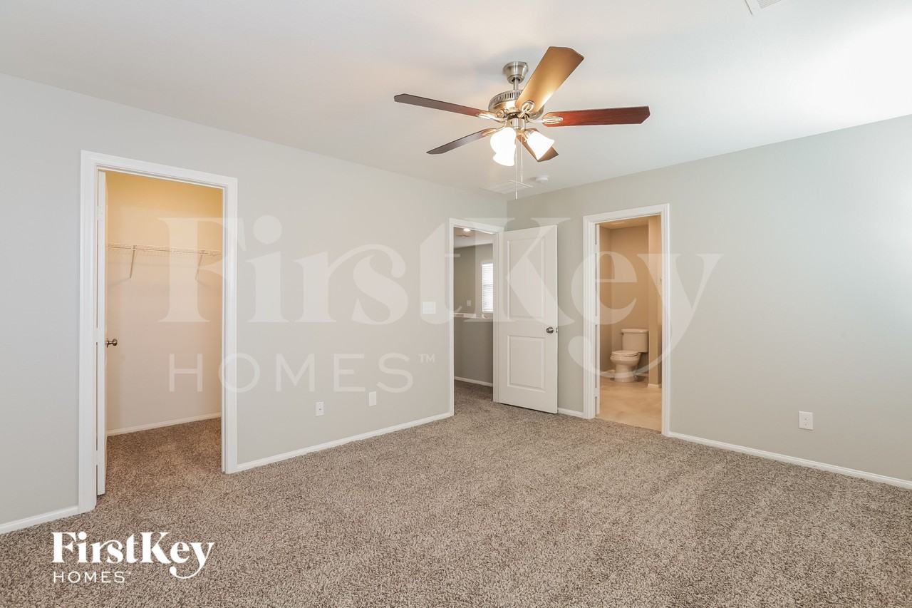 9316 Polwarth Ct - Photo 7 of 15