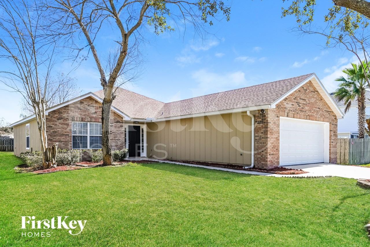 6983 Lafayette Park Dr - Photo 2 of 16