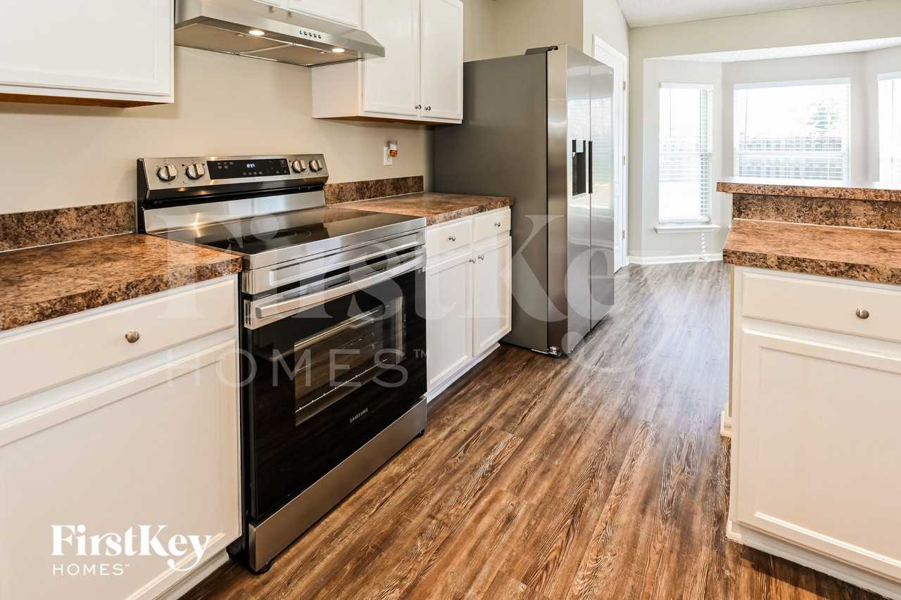 6983 Lafayette Park Dr - Photo 7 of 16
