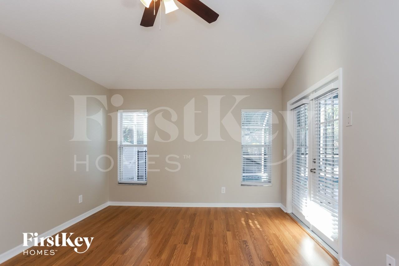 9836 Laurel Ledge Dr - Photo 6 of 16