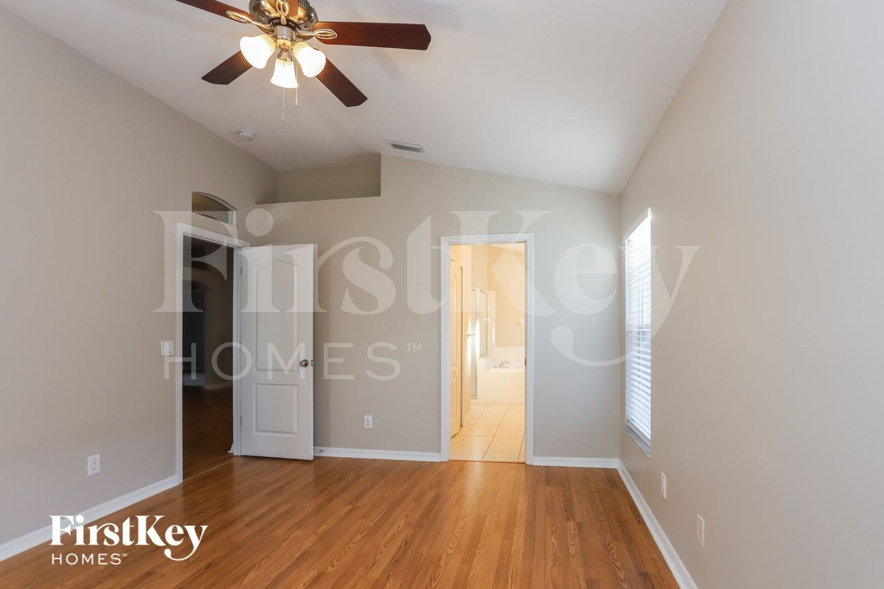 9836 Laurel Ledge Dr - Photo 7 of 16