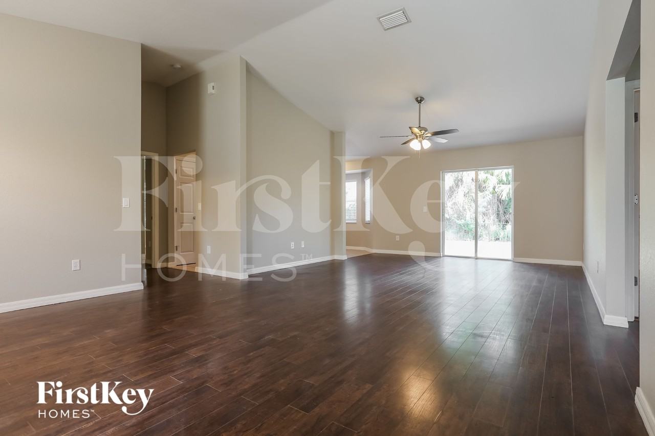 4502 Enid Ln - Photo 3 of 16