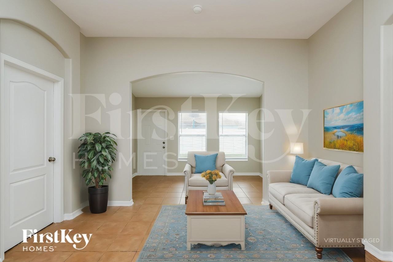 1620 Bonita Bluff Ct - Photo 3 of 18