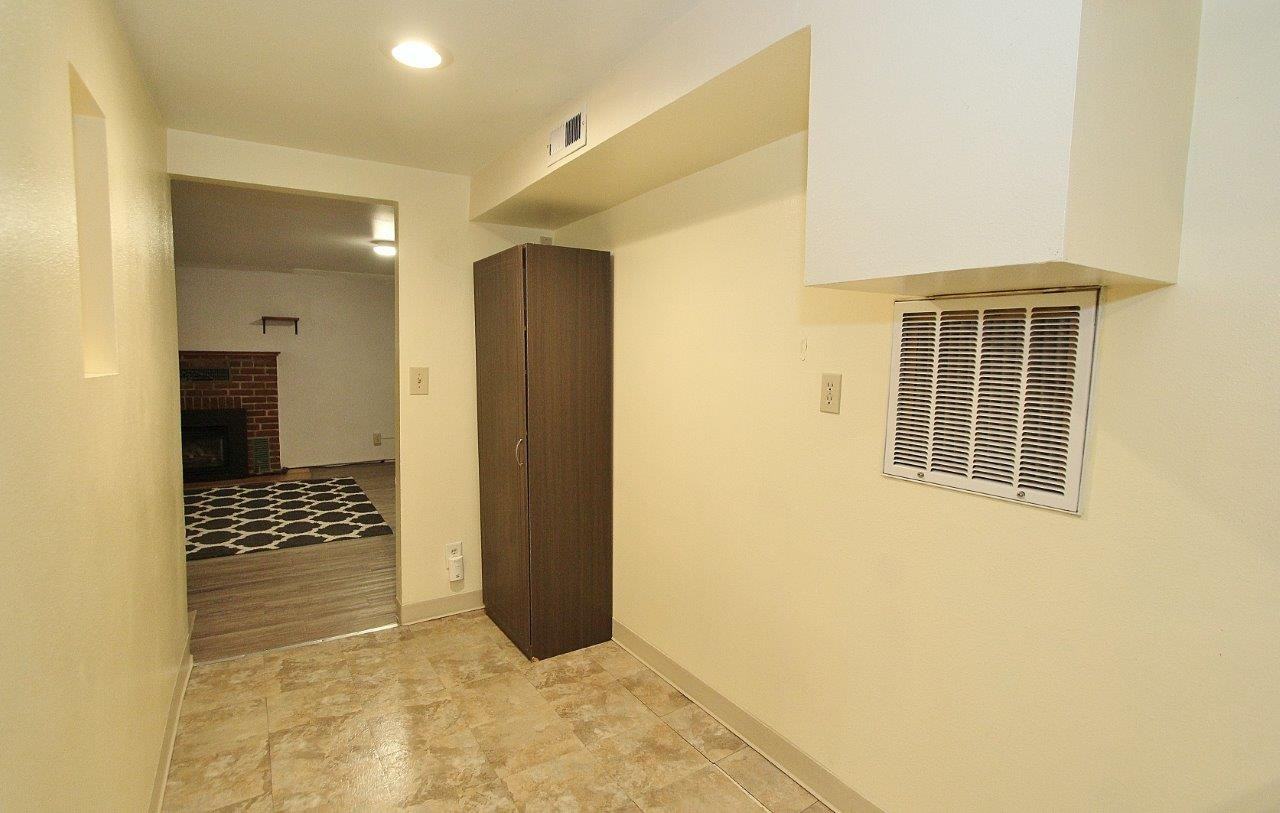 502 S Hayes Ave - Photo 6 of 22