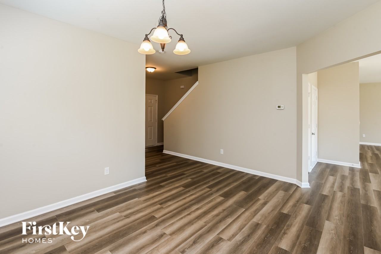 11608 Lusterleaf Holly Rd - Photo 5 of 14