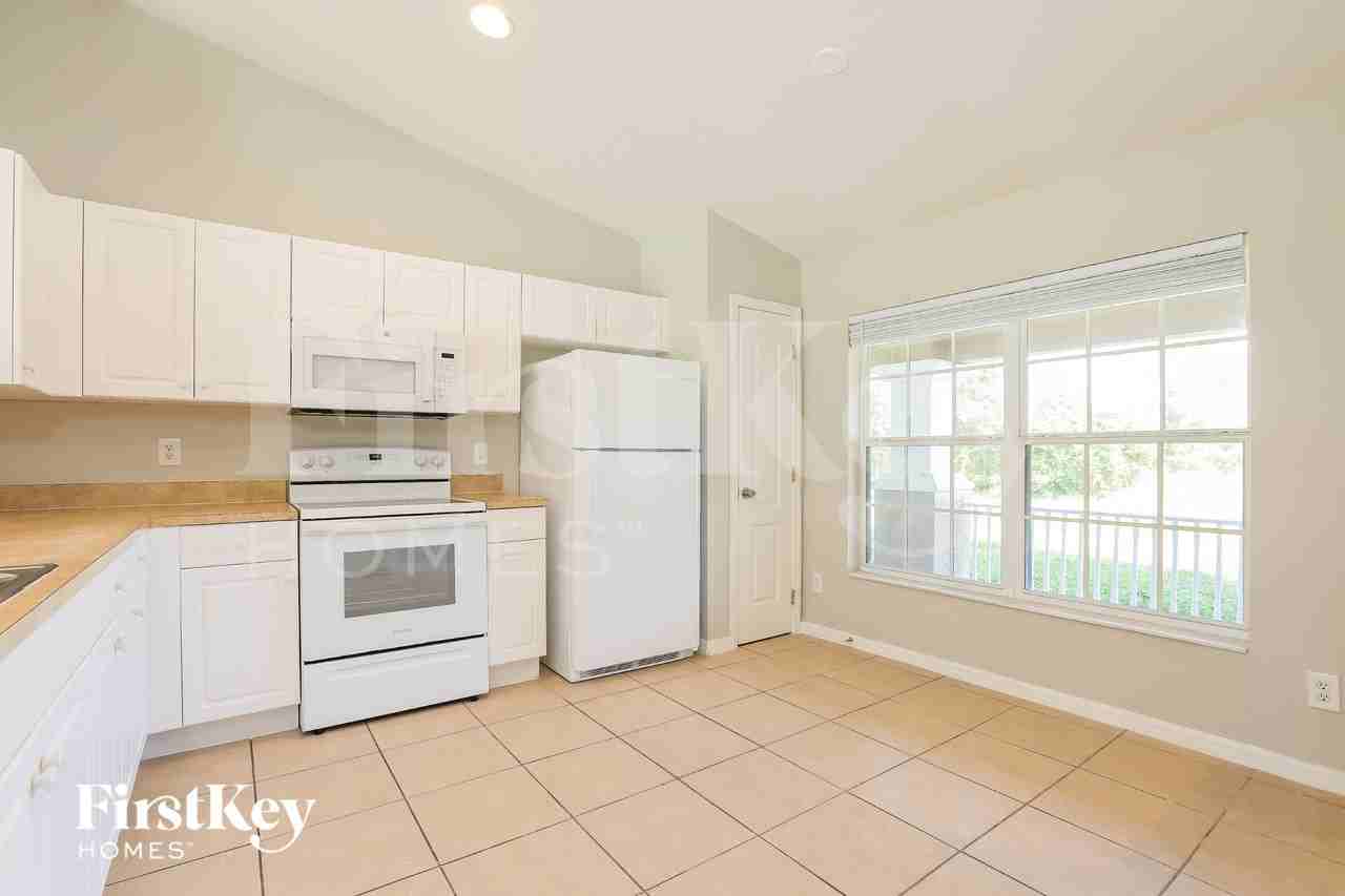 538 Flamingo Ave - Photo 6 of 16